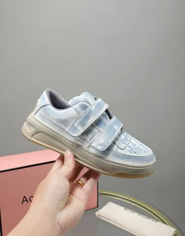 Acne Studios autumn and winter Velcro lace-up full-top series is out