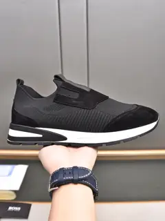 BOSS’s latest men’s slip-on casual sports shoes