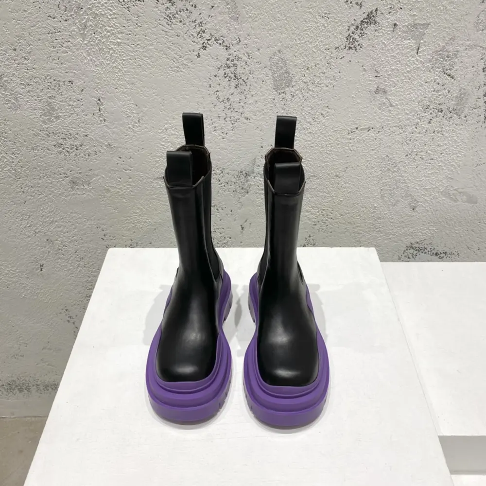 BOTTEGA VENETA Couple’s Short-barrel Wave-bottom Series Martin Boots