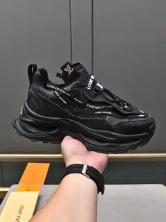 Louis Vuitton sneakers imported materials cowhide water-dyed cow lining special outsole