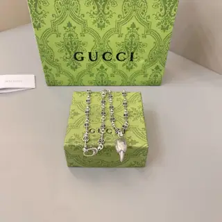 Gucci necklace