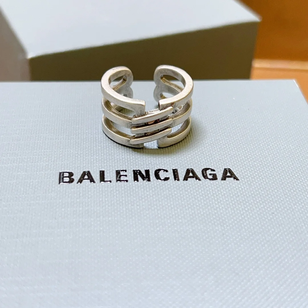 Balenciaga ring