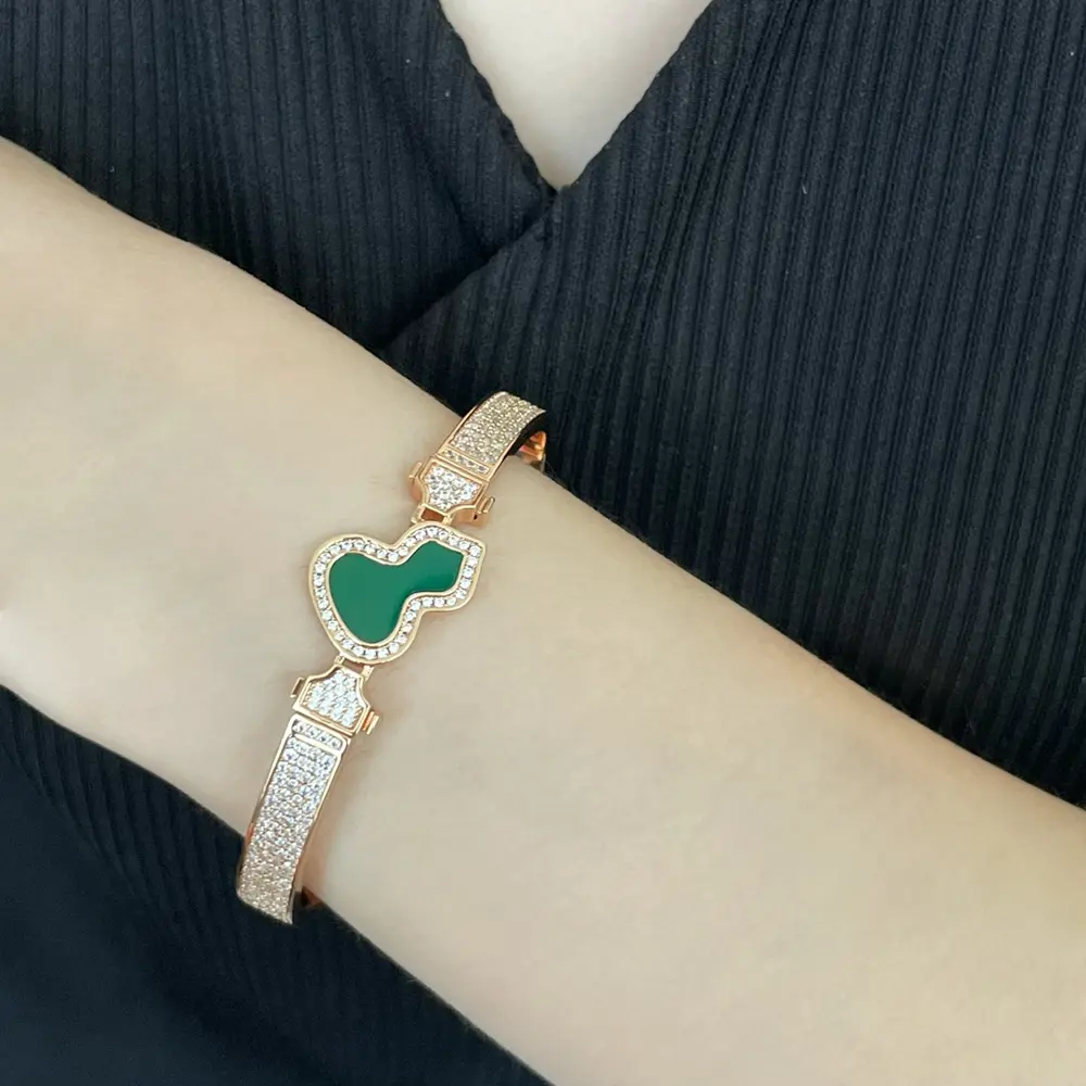 qeelin natural peacock green gourd bracelet Super cute style