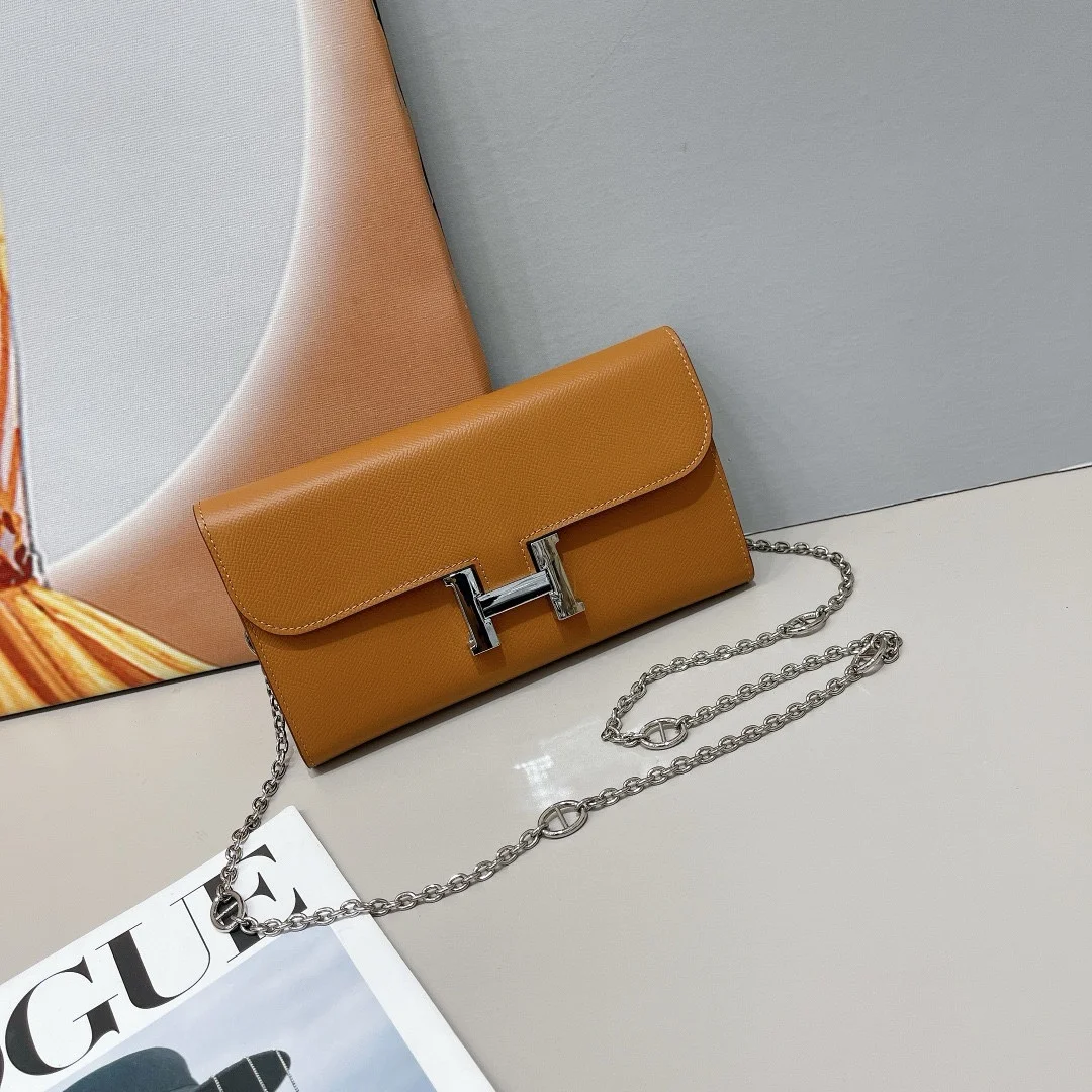 Hermès Constance