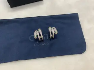 APM Monaco Kaa silver-white earrings for women
