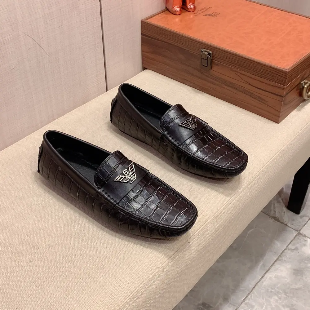 Armani’s new casual beanie shoes