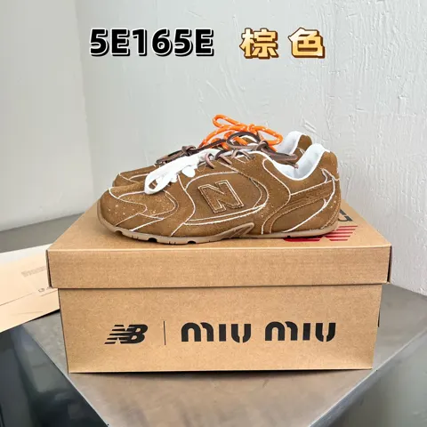 MIUMIU Newbalance co-branded retro running shoes 530 series. Original box and full packaging