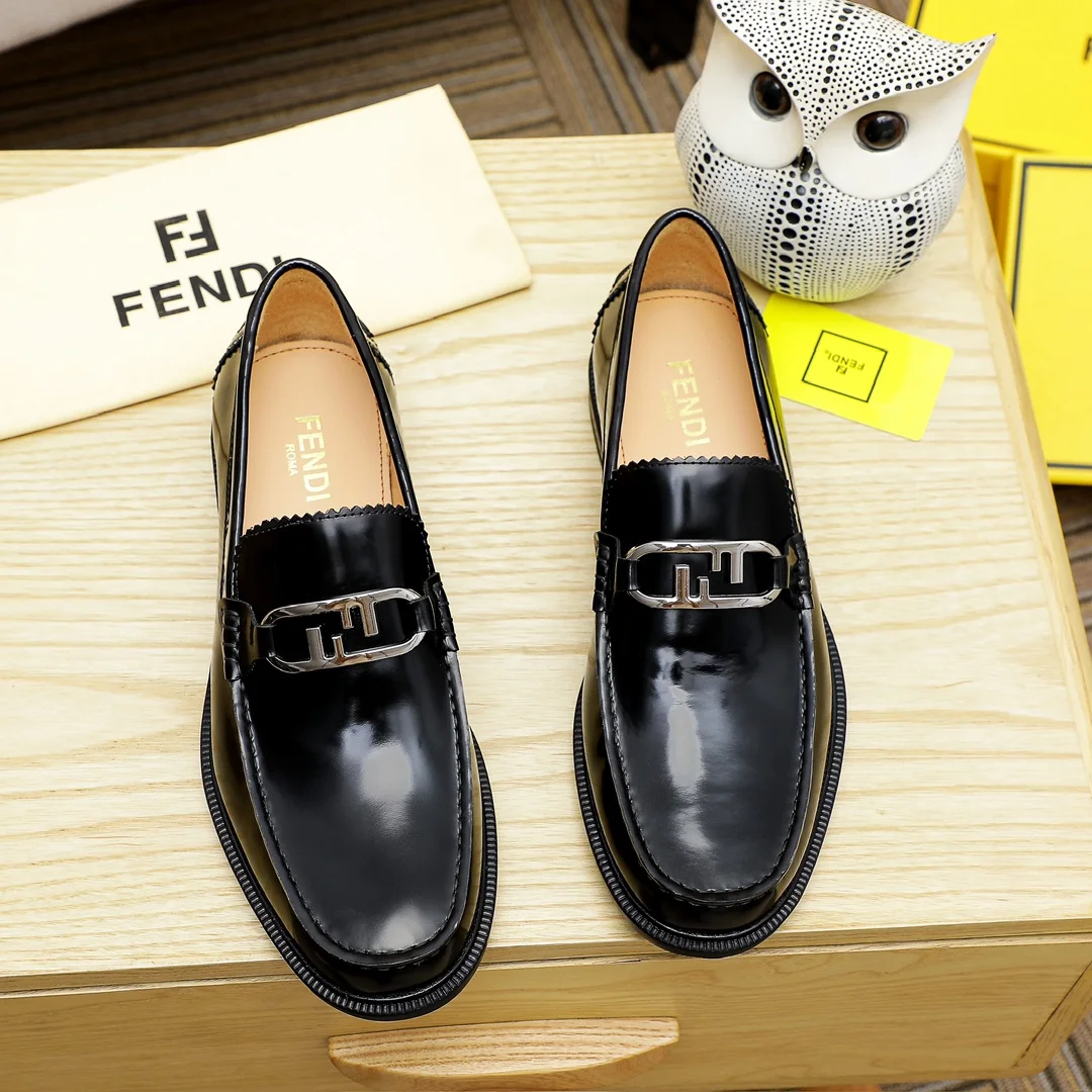Fendi men’s formal leather shoes Classic series not to be missed The first layer