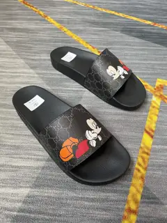 Gucci couple flip flops