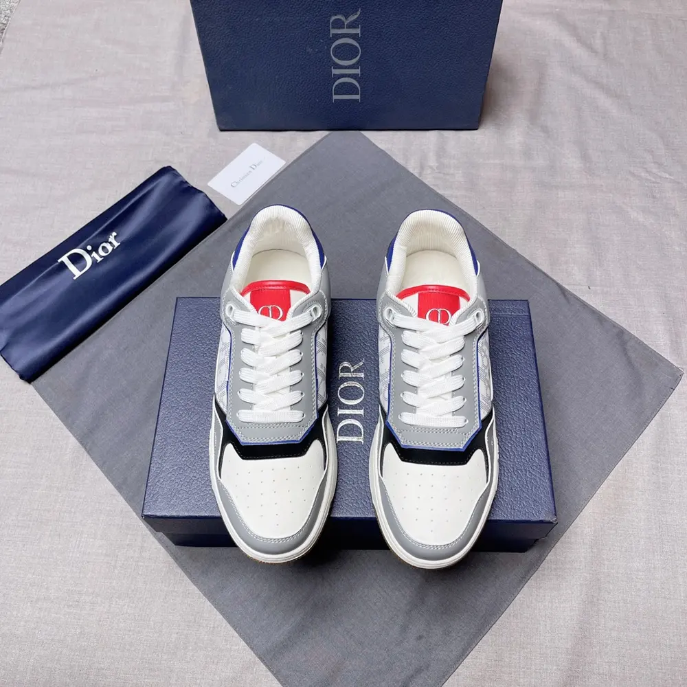Dior New Products in the Gang Series [Continue Dior’s classic style