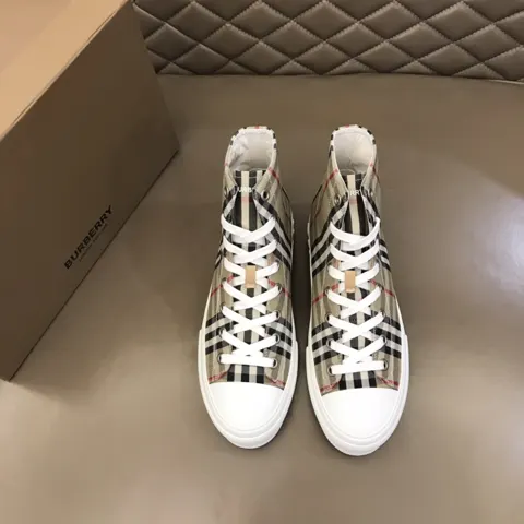 Burberry men’s classic high-top sneaker