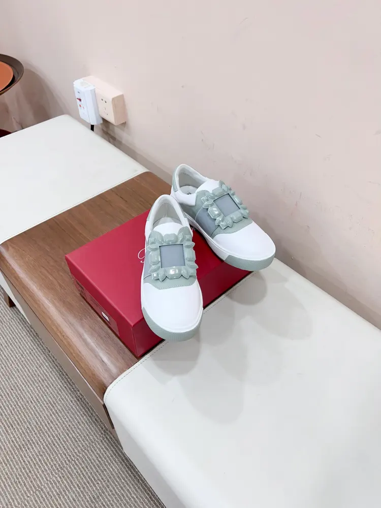 Roger Vivier RV square buckle white shoes