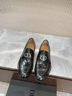 Dior Timeless loafers embody classic elegance. Elegant appearance with slender silhouette
