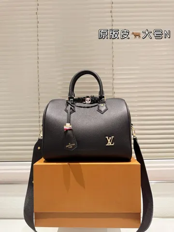Louis Vuitton Speedy