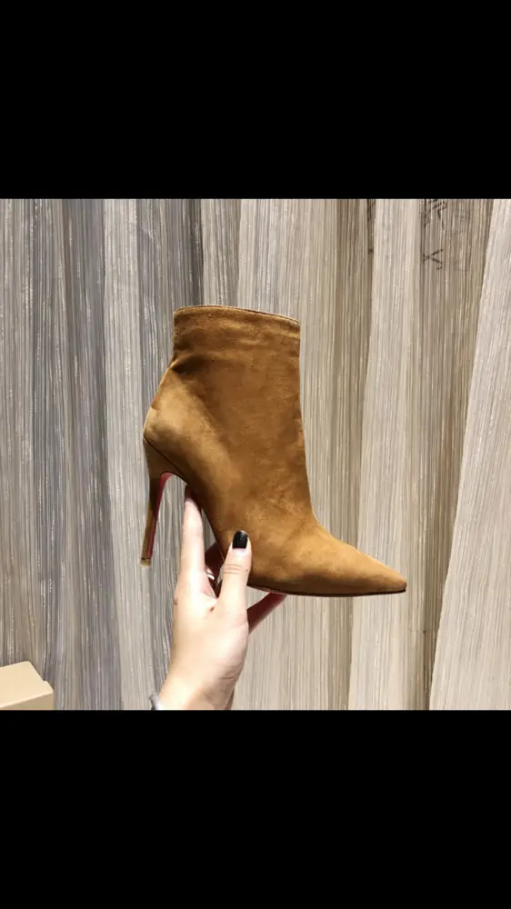 Christian Louboutin high-mercer cashmere surface sexy fashion rivet boots simple and