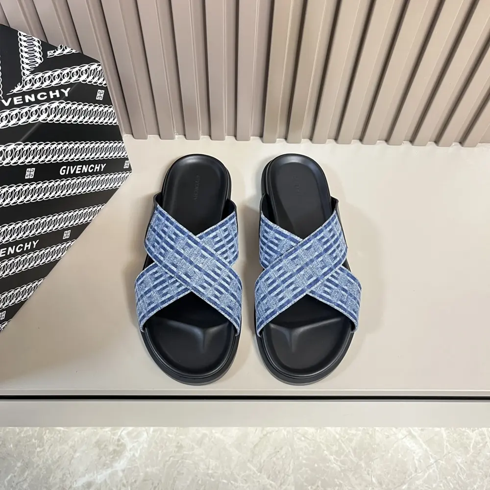 Givenchy slippers