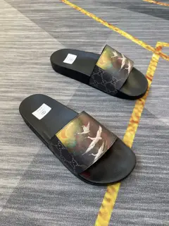 Gucci couple flip flops