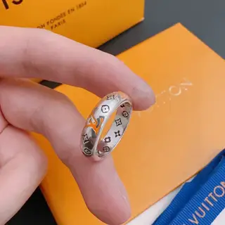 Louis Vuitton ring