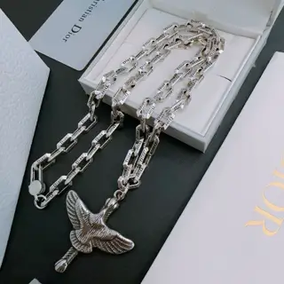 DIOR New Dior necklace Original goods New counter model