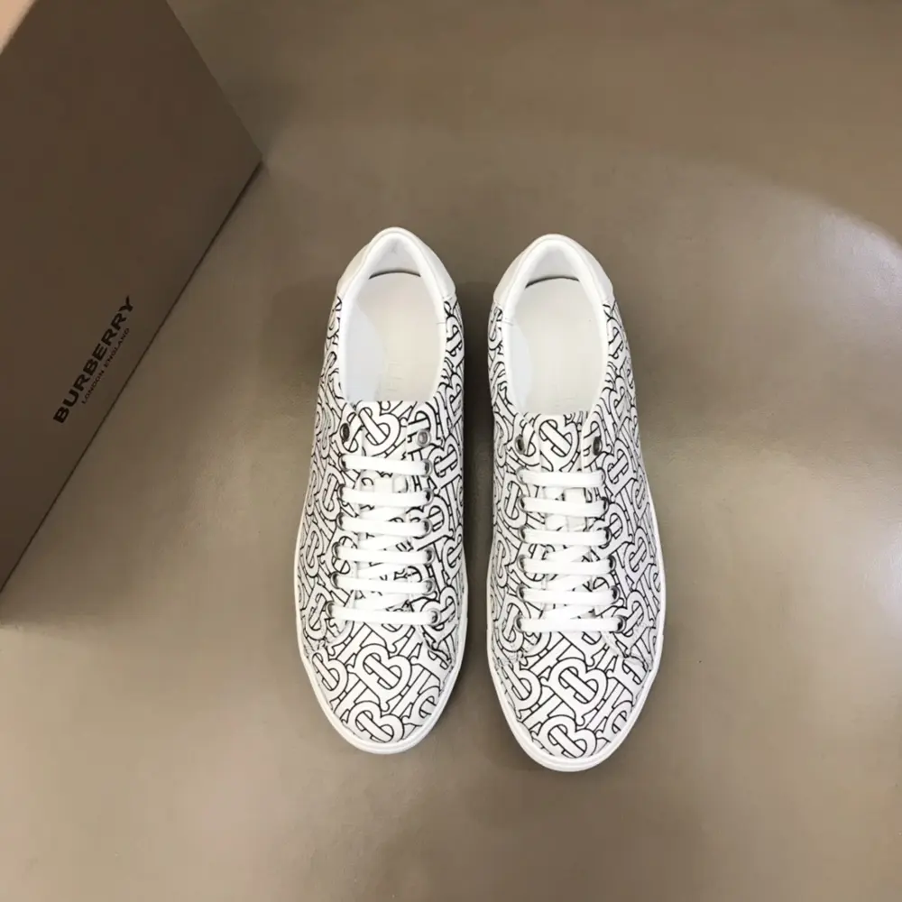 Burberry’s classic low-top sneaker for men
