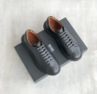 BOSS men’s leather low-top casual sneakers