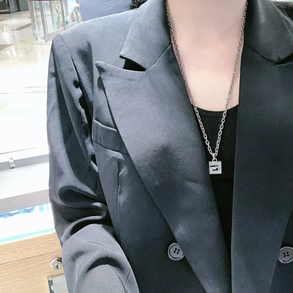Gucci square G hollow pendant necklace