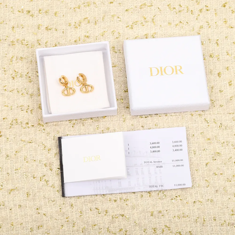 [Dior Early Spring Earrings] A vintage style