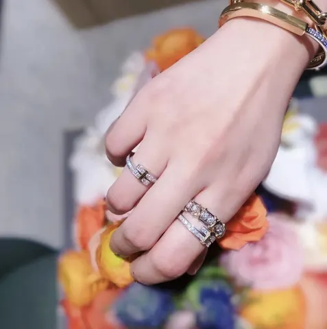 Tiffany round color-separated ring series reinterprets diamond jewelry in a contemporary