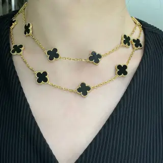 Van Cleef & Arpels High-grade black agate 20-flower four-leaf clover necklace