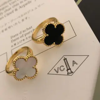 Van Cleef & Arpels four-leaf clover micro-paved ring