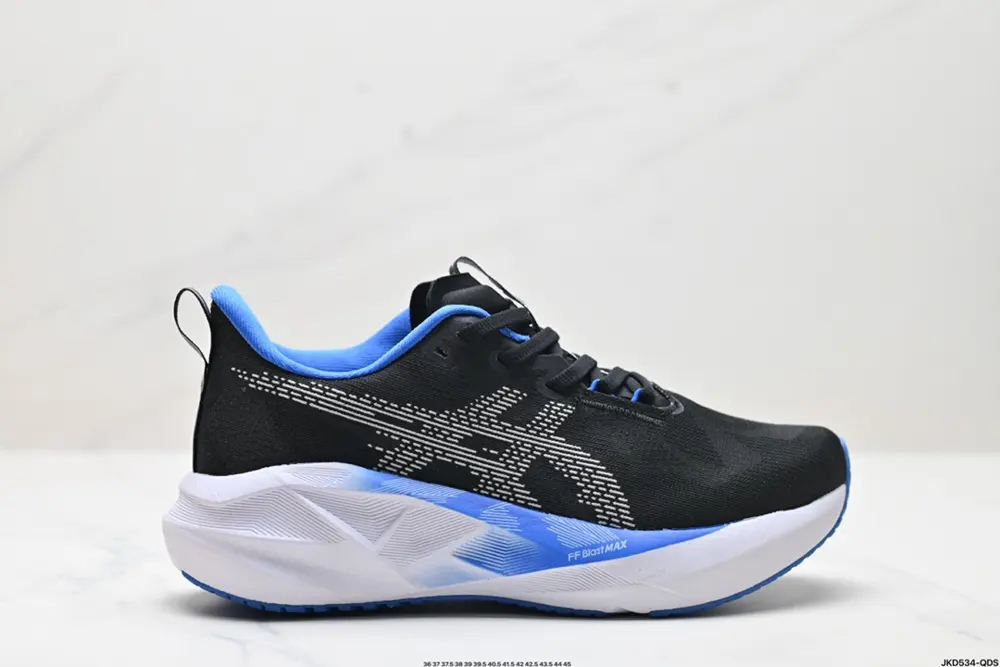 ASICS NOVABLAST 5 LE Lightweight Running Shoes 1011B974-100