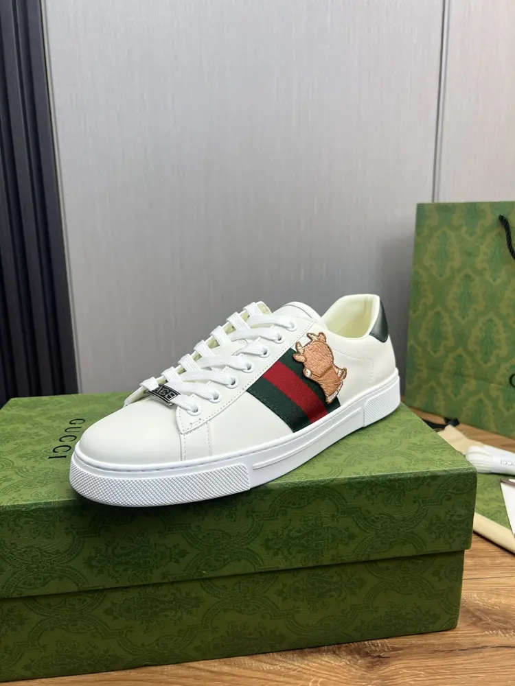 Gucci classic popular white shoes