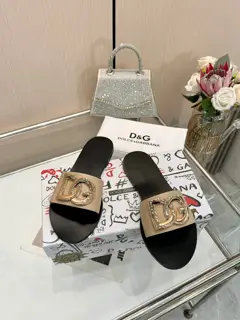 Dolce & Gabbana slippers