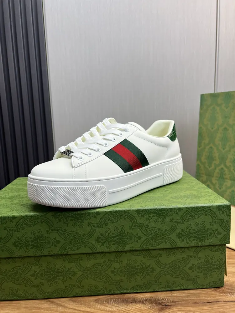 Gucci classic popular white shoes