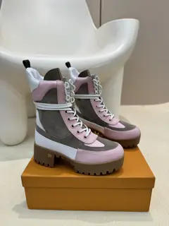 Louis Vuitton thick-soled shoes