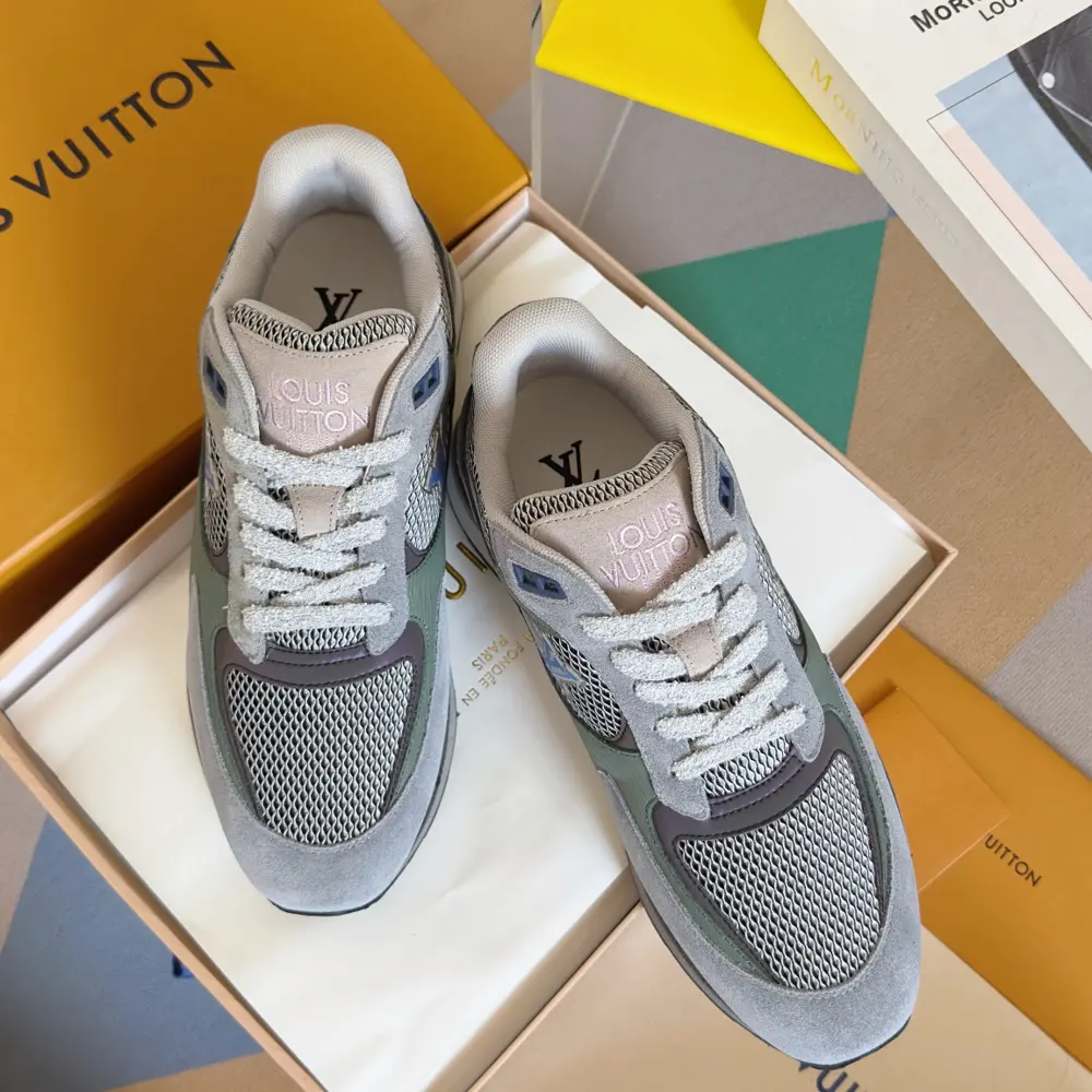 Louis Vuitton Casual Sneakers