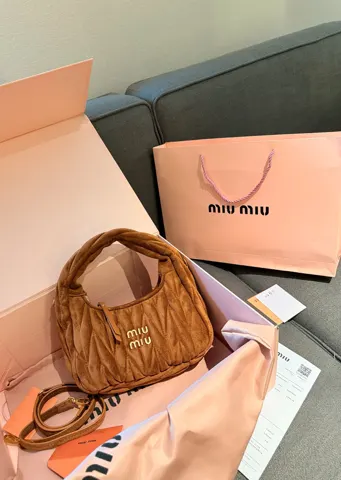MiuMiu Hobo