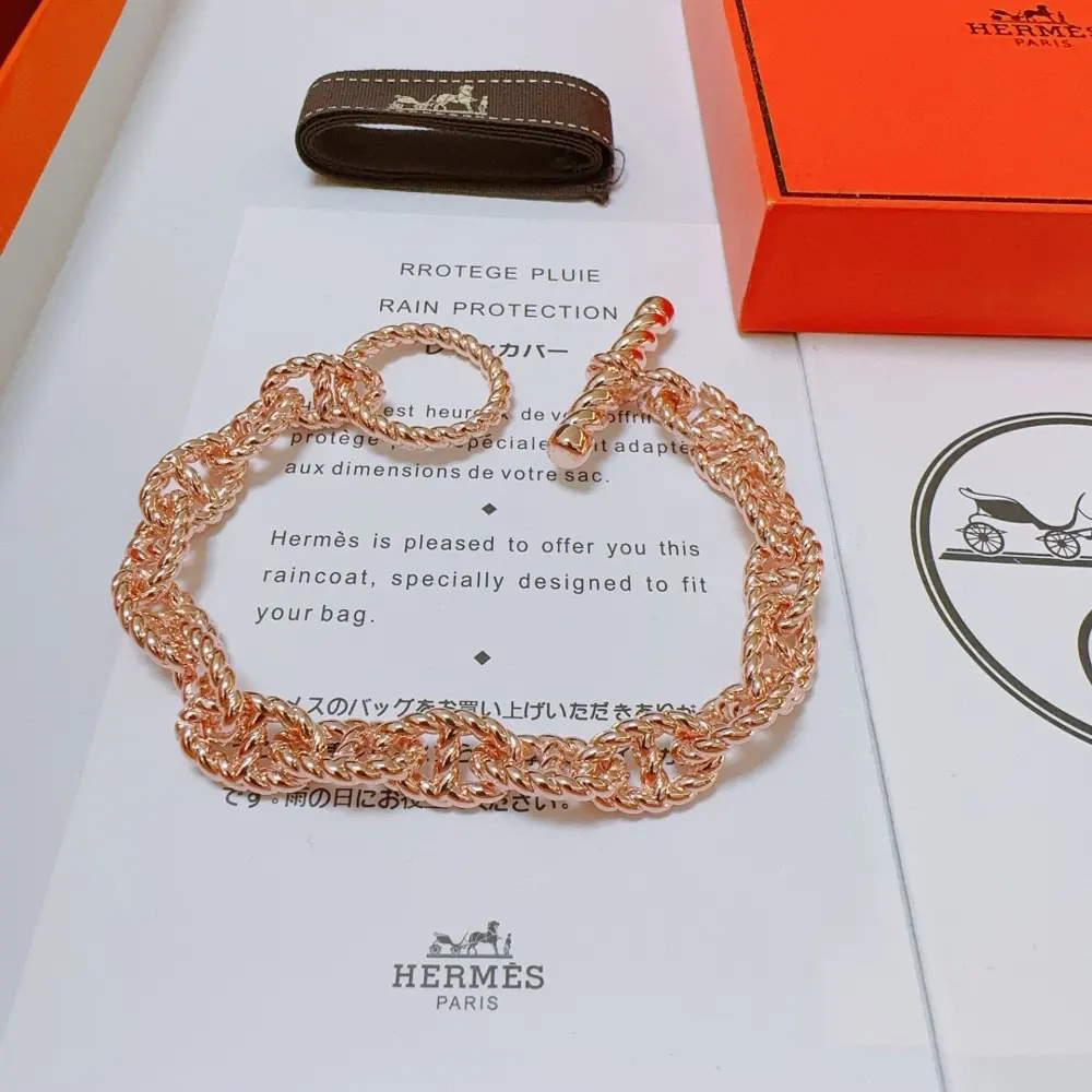 New Hermès bracelet thickened gold version. High-end precision version