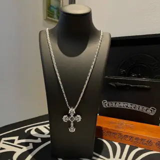 Chrome Hearts Classic Retro Multi-element Necklace Cross Flower Pendant