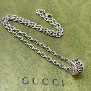 The latest Gucci necklace with a higher-end chain