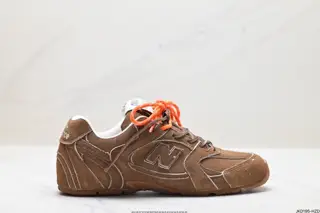 New Balance Maillard color matching creates a new cross-border cooperation