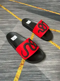 Gucci couple flip flops