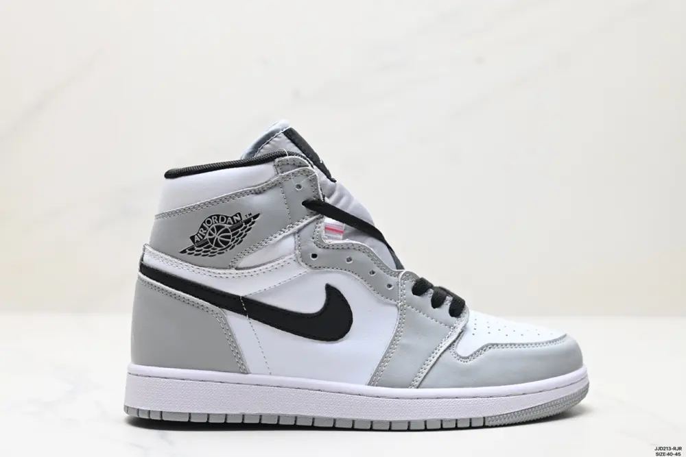NIKE Air Jordan 1 Retro High AJ1 Jordan Generation High Top Classic Retro Culture Leisure 554729