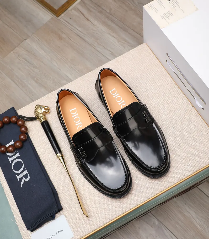 Dior high-end leather shoes