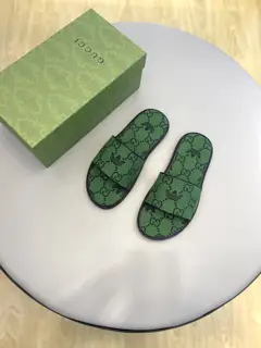 Gucci high-end men’s summer slippers