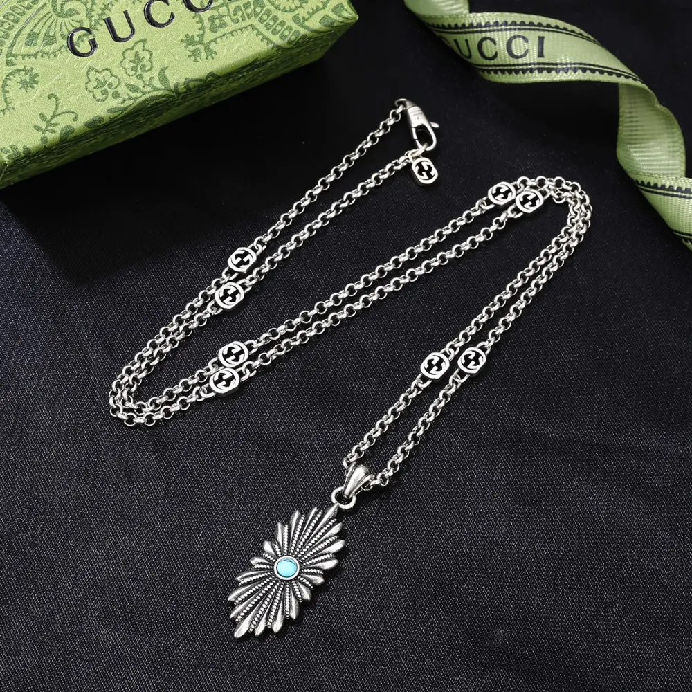 Gucci necklaces are on sale now. Double G necklaces are definitely in the style of Gucci