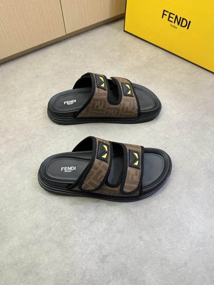 Fendi casual sandals