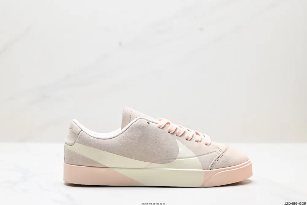 Nike Blazer City Low LX Nike Spring Hot Sale Suede Upper Black and White Retro Big Hook AV2253