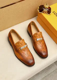 Louis Vuitton casual leather shoes