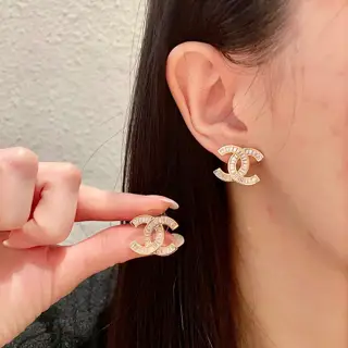 Chanel second-hand earrings